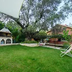 Mon Reve House